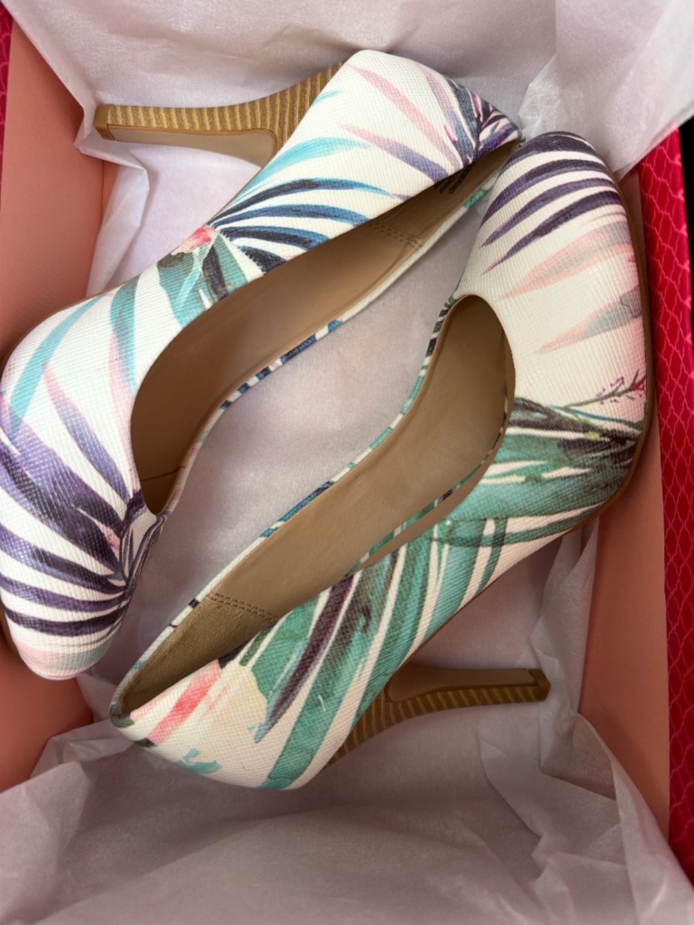 Caderno Floral Print Pointed Toe Pumps Heels – Size 8